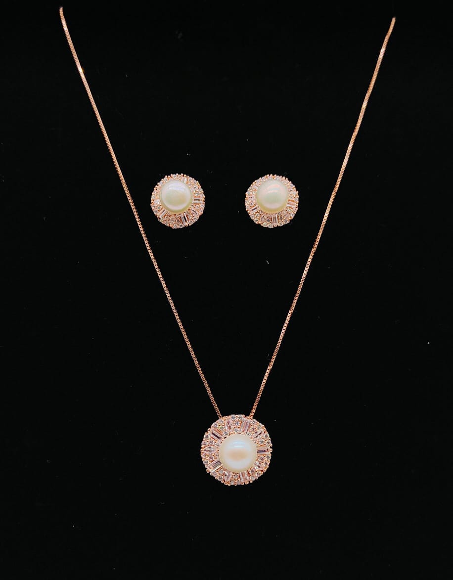 Radiant Pearl Halo Pendant Set