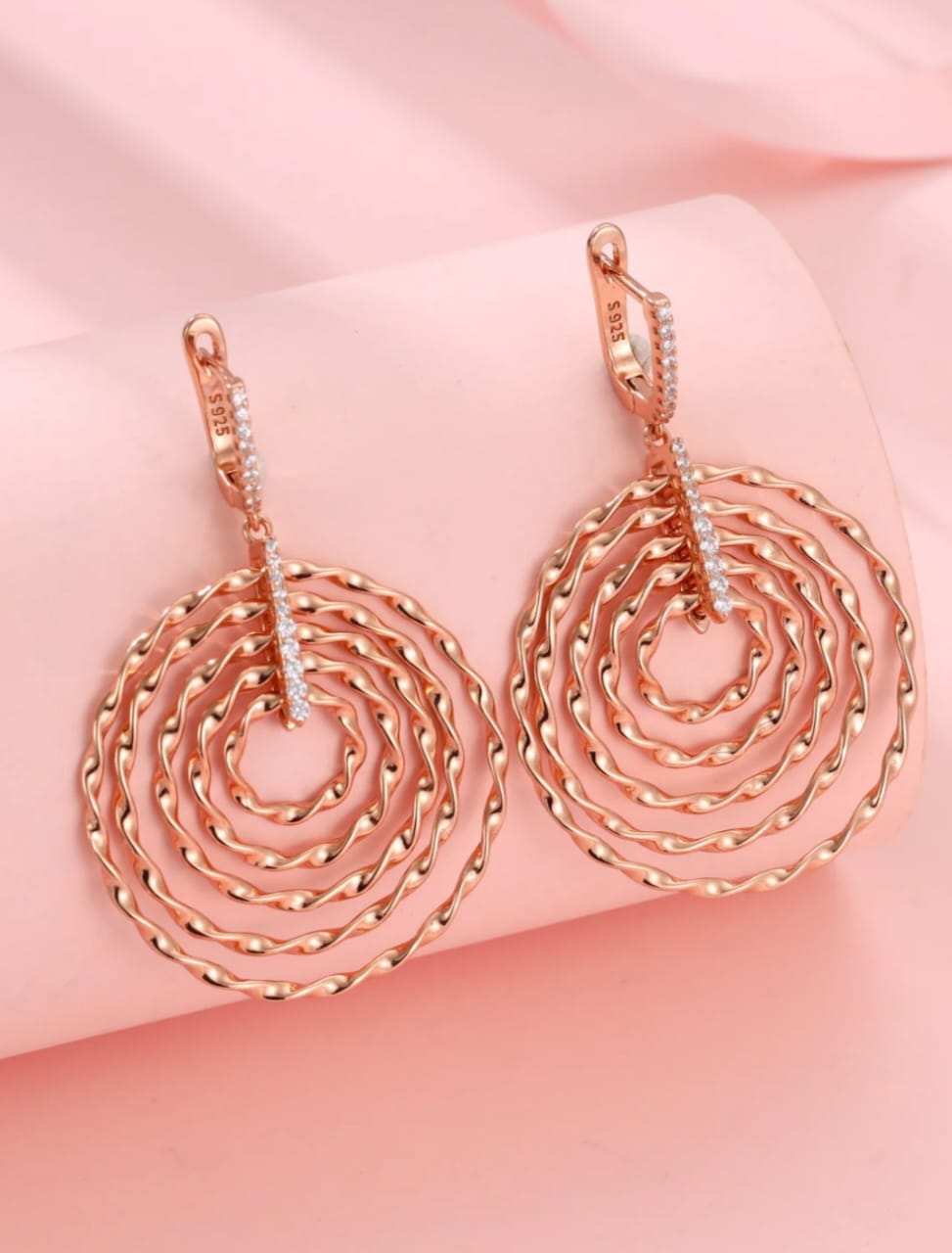 Rose Radiance Hoops (STYLE20677)