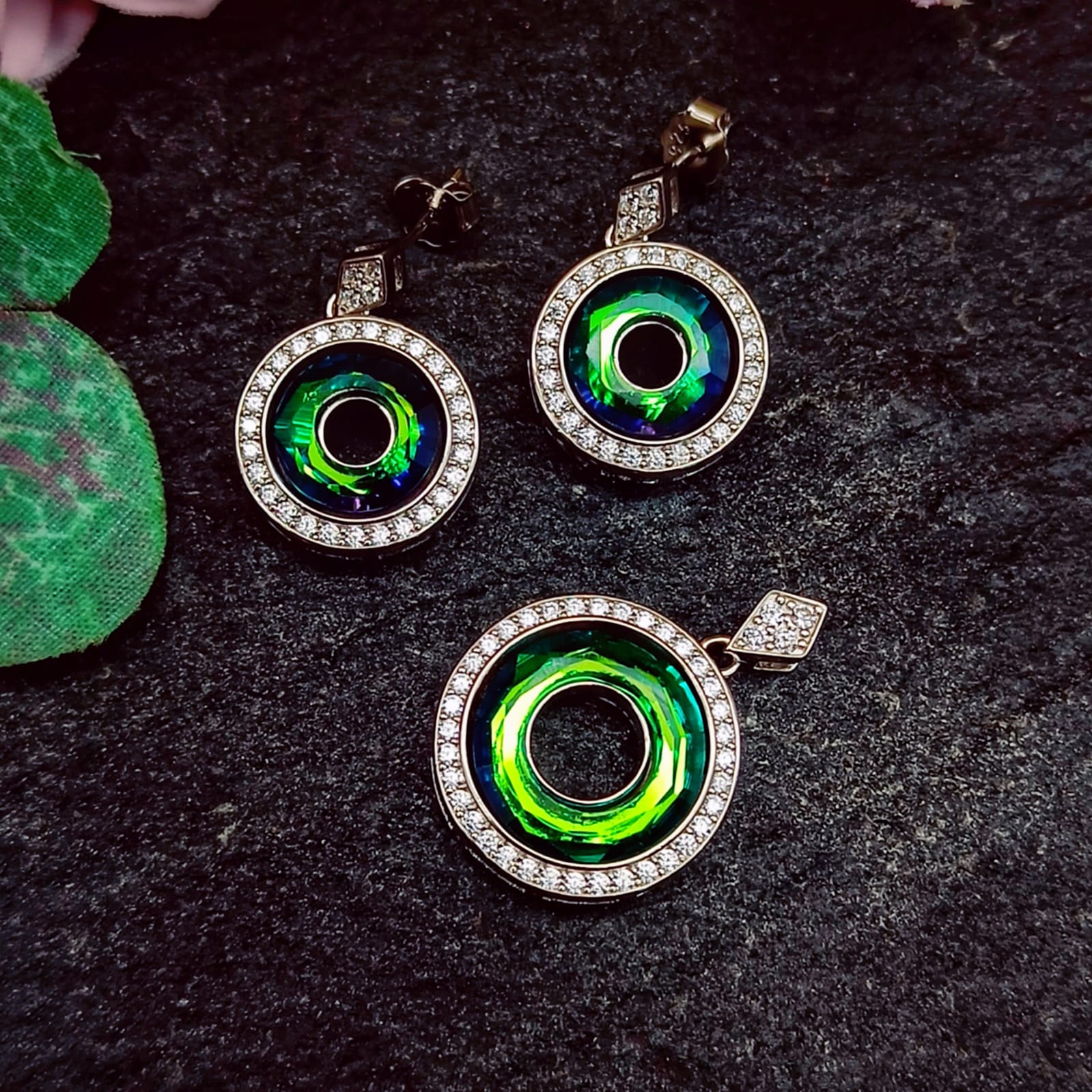 Crystal Halo Pendant and Earring Set (Style001)